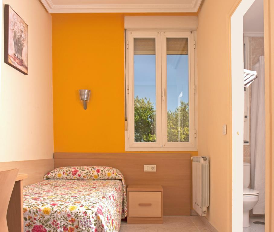 Pension Europa Irun Dış mekan fotoğraf