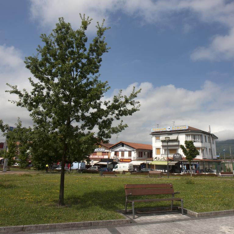 Pension Europa Irun Dış mekan fotoğraf